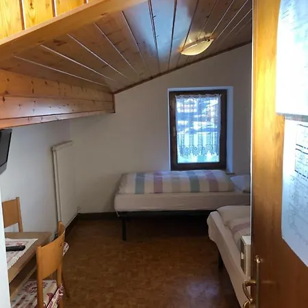 阿斯特酒店 3* 阿莱盖