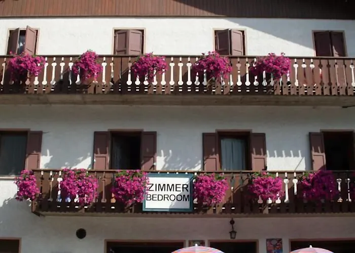 Astor Couette-café 3*