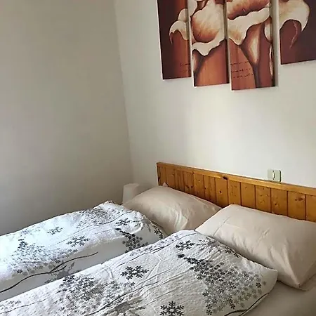 Astor Nocleg ze śniadaniem 3*
